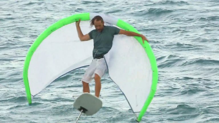Boardriding Maui CloudFoiling 18