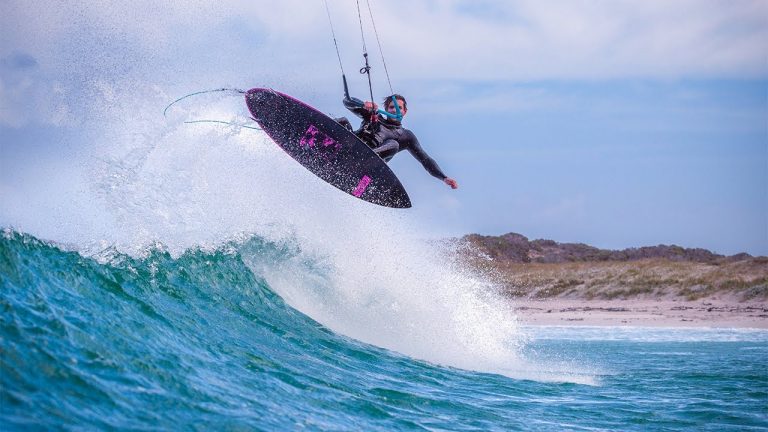 FUTURE SURF x OSWALD SMITH